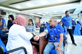 HUT 1 Abad PDAM Makassar, Beni dan 115 Karyawan Sumbangkan Darah