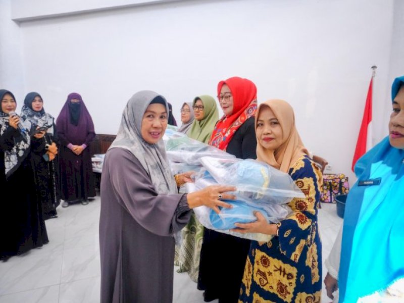 Pokja I, Selasa (3/9/2024), di Aula Kantor TP PKK Kota Makassar, mengadakan pelatihan cara mengurus jenazah. Tercatat 200 peserta perwakilan dari lima kecamatan: Mamajang, Panakkukang, Ujung tanah, Manggala, dan Ujung Pandang.