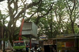 Kontrak Belum Berakhir, Unhas Usir Pedagang Secara Sepihak