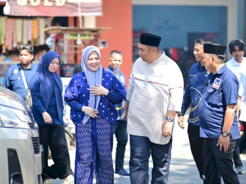Bakal calon gubernur Fatmawati Rusdi Bersama Chaidir Syam saat berkunjung di Maros, Jumat (20/9/2024). @Jejakfakta/Istimewa