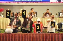 KPU Tetapkan Nomor Urut Pilwalkot Makassar 2024: Mulia Nomor 1, Sehati 2, Inimi 3, Aman 4