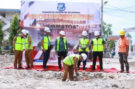 Pjs Bupati Bulukumba Letakkan Batu Pertama Tanda Dimulai Pembangunan Gedung Kebudayaan