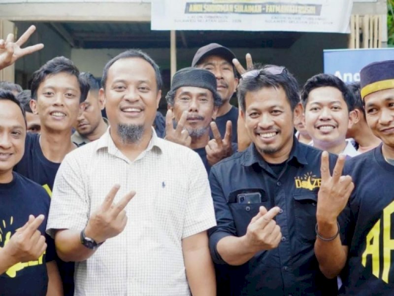 Calon Gubernur Sulawesi Selatan, Andi Sudirman Sulaiman, kembali menegaskan komitmennya untuk membawa pembangunan berkelanjutan di Sulsel saat kampanye di Takalar. Foto: Istimewa