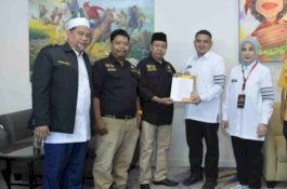 Partai Ummat Makassar Mulai Door To Door Temui Warga Kampanyekan Appi-Aliyah