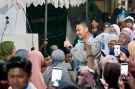 Seto Blusukan Temui Warga, Sehari Berkunjung di 15 Titik