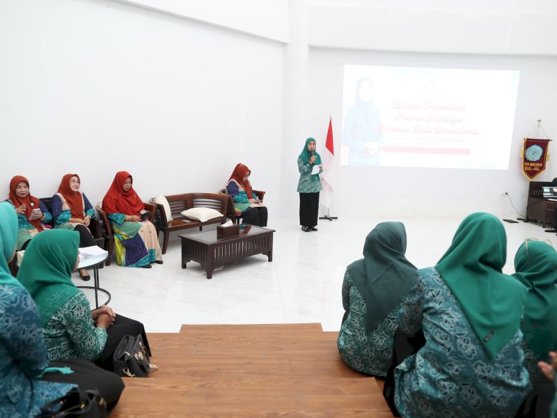  TP PKK Kota Makassar gelar Bimtek Pendataan Potensi Keluarga Berbasis Data Dasawisma. Bimtek di gelar di Auditorium Kantor TP PKK Makassar, Senin (21/10/2024). @Jejakfakta/dok. Humas Pemkot Makassar