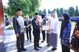 Peringati Sumpah Pemuda ke 96, Pemda Bulukumba Serahkan Penghargaan ke Pemuda