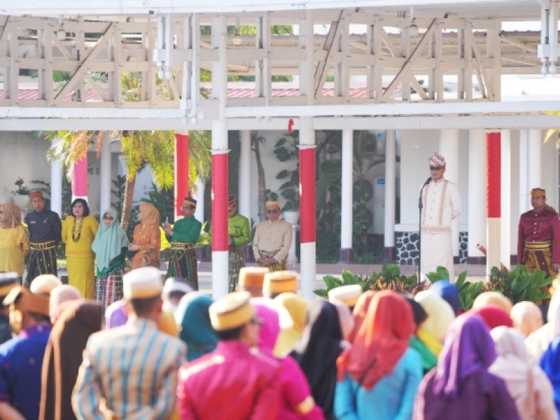 Pj Gubernur Sulsel, Prof Zudan Arif Fakrulloh saat memimpin upacara Peringatan Hari Sumpah Pemuda, di Lapangan Upacara Rumah Jabatan Gubernur Sulsel, Senin, (28/10/2024). Foto: Istimewa
