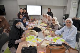 Workshop Pengembangan Bisnis Wirausaha Perempuan di Makassar, Pentingnya Inovasi dan Adaptasi