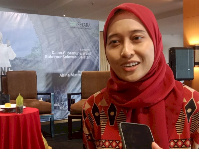 Peneliti Setara Institute, Sisy, memeberikan keterangan pers kepada wartawan usai  "Tudang Sipulung" dengan mengambil tema "Merancang Demokrasi Inklusif; Menguatkan Suara Kelompok Rentan di Sulawesi Selatan, di Hotel Swiss Belling, Kota Makassar, Kamis (21/11/2024). @Jejakfakta/Samsir