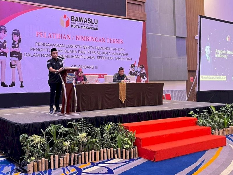 Bawaslu Makassar memberikan sambutan pada kegiatan Bimbingan Teknis yang dilaksanakan di Hotel Claro Makassar dan Hotel Four Points by Sheraton Makassar. @Jejakfakta/Samsir