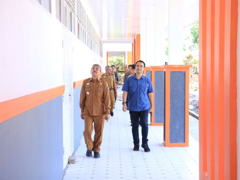 Pjs Bupati Bulukumba Muhammad Rasyid keliling beberapa kecamatan untuk melakukan peninjauan proyek infrastruktur,   Selasa (19/11/2024). @Jejakfakta/Istimewa
