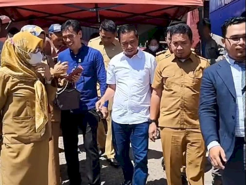 Komisi D DPRD Kota Makassar inspeksi mendadak ke sejumlah SMP Kota Makassar.