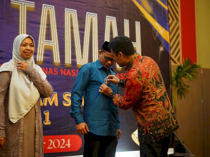 Pelantikan pengurus Ikatan Alumni Angkatan Pertama ITEKES Tri Tunas Nasional, yang diresmikan langsung oleh Rektor ITEKES Tri Tunas Nasional, Dr. SC Basri. @Jejakfakta/Istimewa