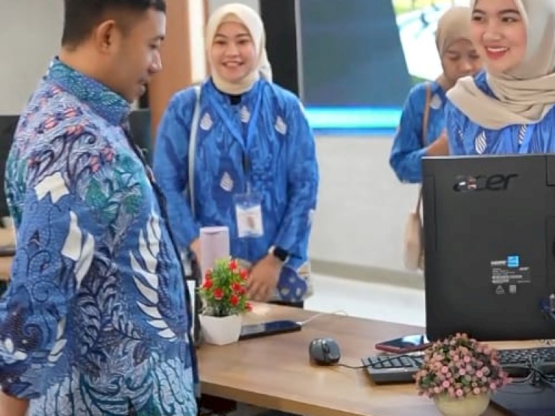 Layanan Perumda Air Minum Kota Makassar di MPP Makassar lantai 2 Gedung Makassar Government Centre (MGC), Jl Slamet Riyadi, Kota Makassar, Kamis (12/12/2024).