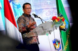 Menkum Supratman Hadiri Milad Ke-53 Fakultas Hukum UMI, Dorong Akreditasi Internasional