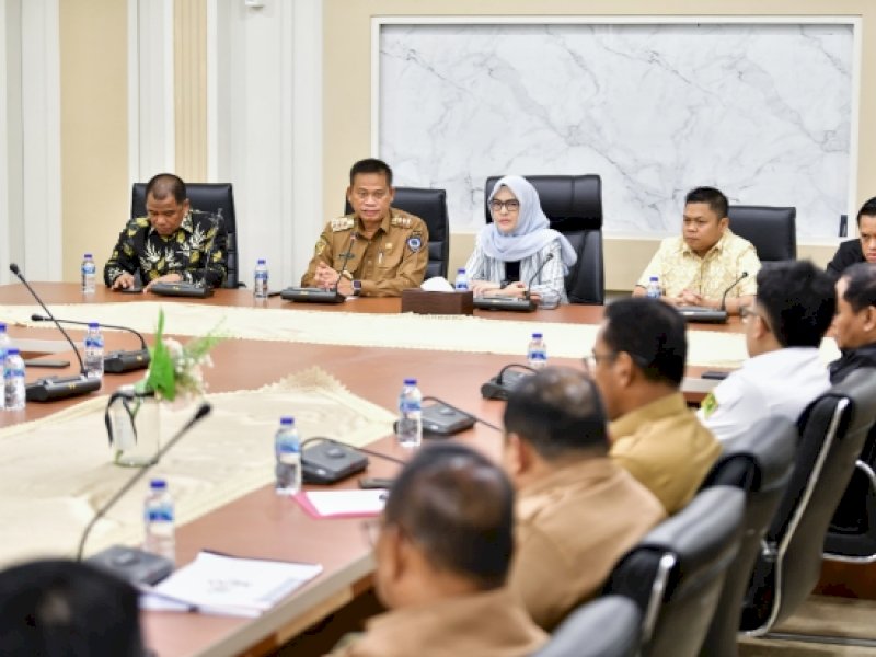 Penjabat Gubernur Sulsel Fadjry Djufry bersilaturahmi ke DPRD Provinsi Sulsel, Senin, (20/01/2025). @Jejakfakta/Foto: Istimewa
