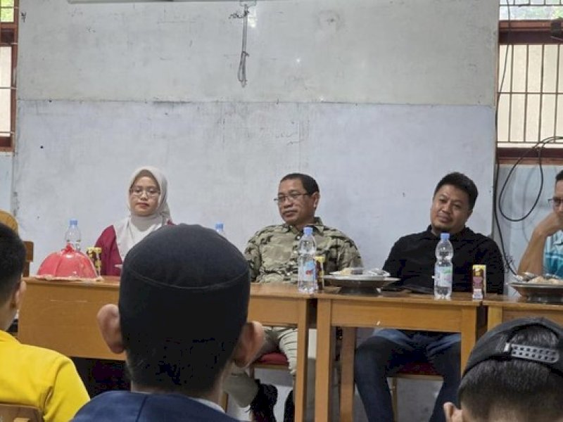 Dialog pendidikan yang digelar Ikatan Pelajar Muhammadiyah (IPM) Makassar membahas soal isu pelajar tak terdaftar dapodik. @Jejakfakta/dok. Istimewa

