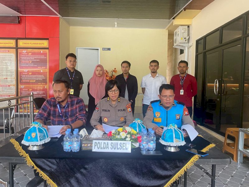 Kasubbidpenmas Bidhumas Polda Sulsel, AKBP Yerlin Tending Kate, saat memberikan keterangan pers, pada Selasa (21/1/2025). @Jejakfakta/Humas Polda Sulsel