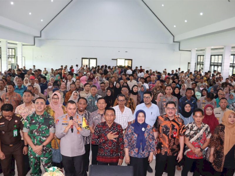 Pemkab Sidrap menggelar Rakor bidang pangan melibatkan seluruh pemangku kepentingan di Aula Kompleks SKPD setempat pada Kamis (23/01/2025). @Jejakfakta/dok. Humas Pemkab Sidrap