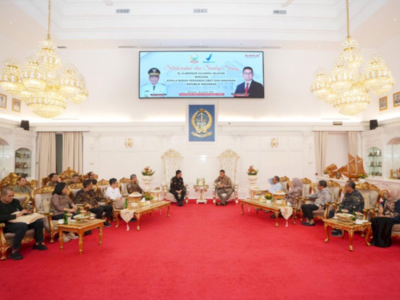 Kepala BPOM RI Prof Taruna Ikrar secara khusus menemui Penjabat Gubernur Sulsel Prof Fadjry Djufry untuk mendapatkan dukungan pembangunan sekolah vokasi di Sulsel. @Jejakfakta/Foto: Istimewa