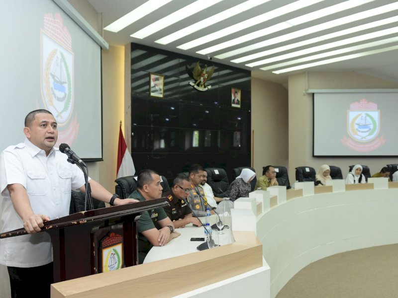 Wakil Wali Kota Makassar terpilih periode 2025-2030, Munafri Arifuddin saat menghadiri rapat koordinasi (rakor) perdana bersama Forum Komunikasi Pimpinan Daerah (Forkopimda), di Lt 2 Ruang Kantor Wali Kota Makassar, Jl Ahmad Yani, Senin (10/2/2025). @Jejakfakta/Istimewa