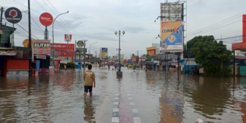 Banjir Lumpuhkan Perkantoran, Pemkab Maros Liburkan ASN dan Sekolah Daring