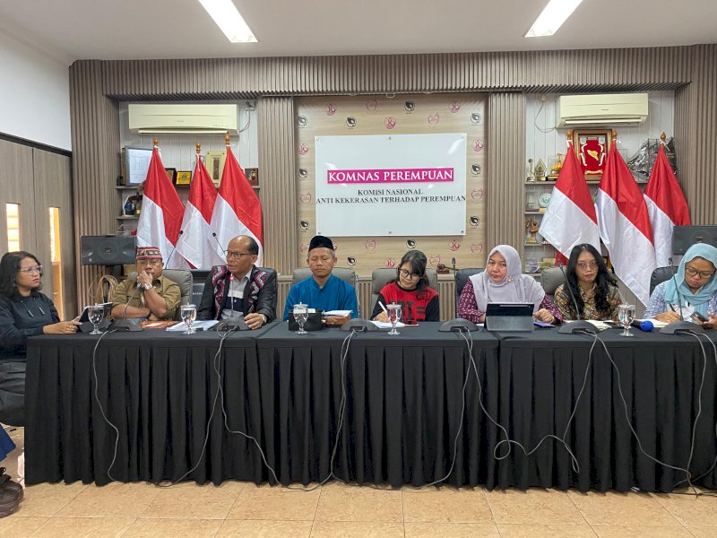 Koalisi Sipil untuk Undang-Undang Perlindungan Pekerja Rumah Tangga (UU PPRT) menyoroti perjuangan panjang JALA PRT, selama 21 tahun untuk mewujudkan pengesahan RUU PPRT, saat menggelar konferensi pers di Komnas Perempuan, Jumat (14/2/2025). @Jejakfakta/Istimewa