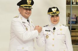 Jelang Pelantikan, Style Appi-Aliyah Tampil Memesona dengan PDU