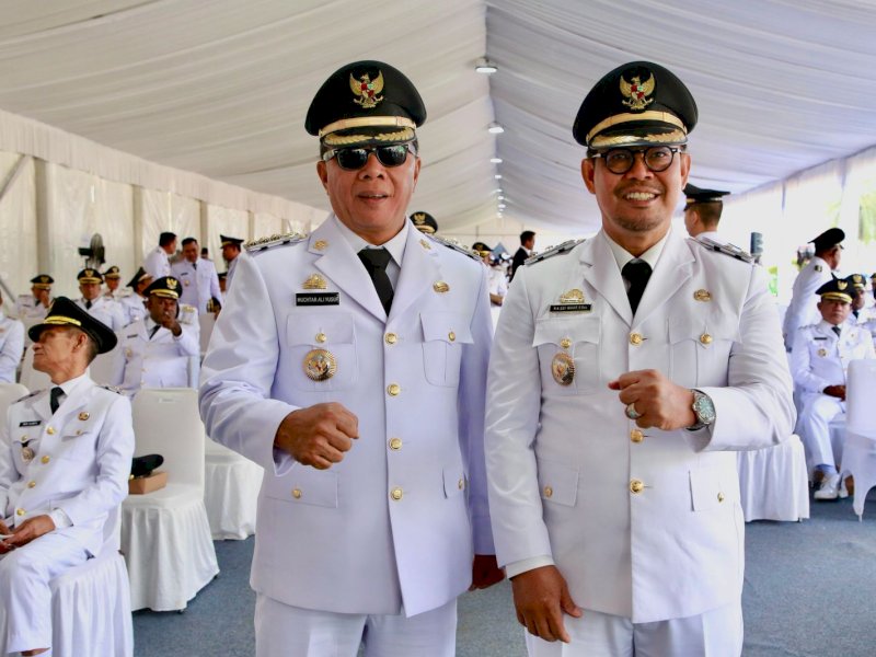 Pasangan Bupati dan Wakil Bupati Bulukumba, Andi Muchtar Ali Yusuf (Andi Utta) dan Andi Edy Manaf, resmi dilantik di Istana Negara, Kamis (20/2/2025). @Jejakfakta/Istimewa