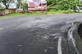 Aspal Rusak di Jalan Metro, Anggota DPRD Makassar Kritik Kinerja Dinas PU