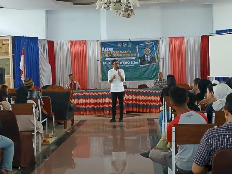 Fauzi Andi Wawo melaksanakan reses masa sidang kedua tahun 2024/2025 di Gedung SLB Jalan Daeng Tata Makassar pada Ahad (02/03/2025). @Jejakfakta/Istimewa