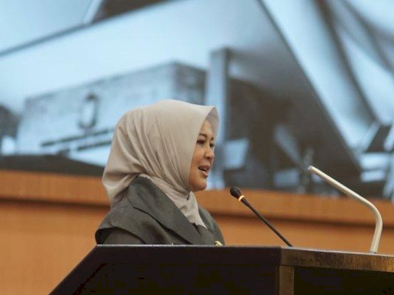 Wagub Sulsel Fatmawati Rusdi saat memberikan pidato usai serah terima jabatan Wali Kota-Wakil Wali Kota Makassar di DPRD Makassar, Jl AP Pettarani Makassar, Senin (3/3/2025) pagi. @Jejakfakta/Reza Arifuddin