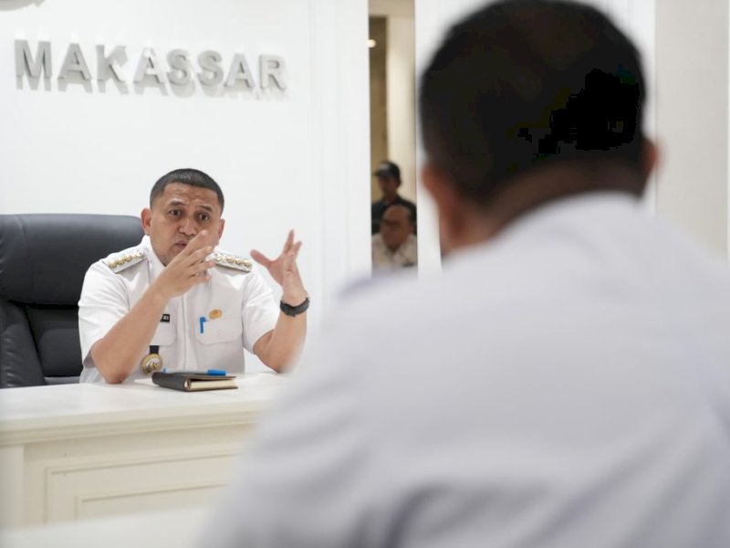 Wali Kota Makassar, Munafri Arifuddin, memanggil sembilan Pelaksana Tugas (Plt) Kepala Organisasi Perangkat Daerah (OPD) yang baru ditunjuk untuk menggelar rapat koordinasi bersama di Balai Kota Makassar, Rabu (5/03/2025). @Jejakfakta/dok. Humas Pemkot Makassar