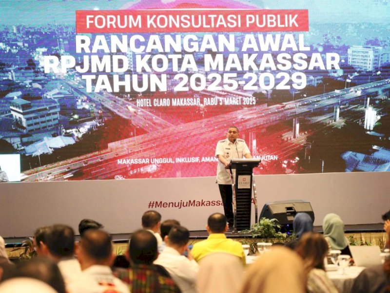 Wali Kota Makassar, Munafri Arifuddin, membuka kegiatan Forum Konsultasi Publik Rancangan Awal Rencana Pembangunan Jangka Menengah Daerah (RPJMD) Kota Makassar Tahun 2025-2029, di Hotel Claro, Rabu (5/3/2025). @Jejakfakta/dok. Humas Pemkot Makassar