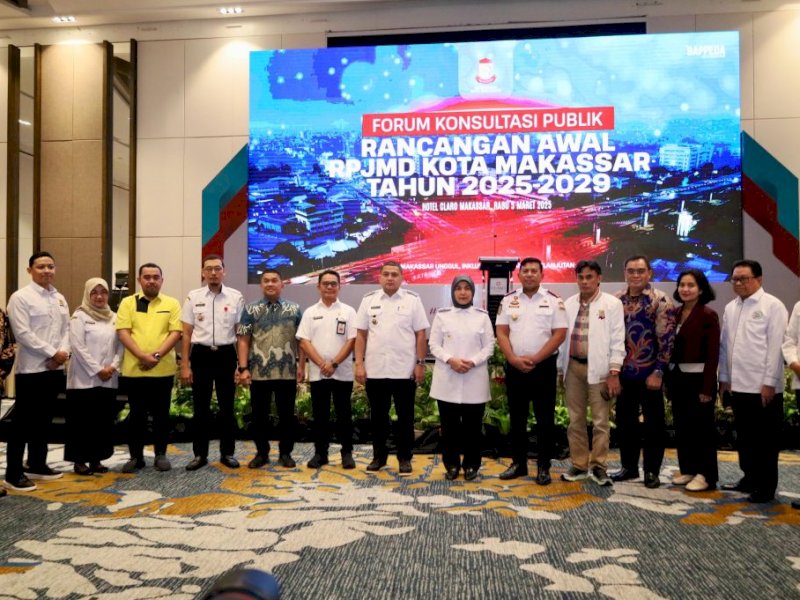Wakil Wali Kota Makassar, Aliyah Mustika Ilham dampingi Wali Kota Makassar, Munafri Arifuddin, menghadiri Forum Konsultasi Publik Rancangan Awal Rencana Pembangunan Jangka Menengah Daerah (RPJMD) Kota Makassar 2025-2029 di Hotel Claro, Rabu (5/3/2025). @Jejakfakta/dok. Humas Pemkot Makassar