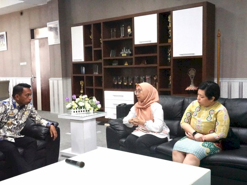 Bupati Sidenreng Rappang, Syaharuddin Alrif, menerima audiensi Tim BPK RI Perwakilan Sulawesi Selatan di ruang kerjanya, Lantai III Kantor Bupati Sidrap, Kamis (6/3/2025). @Jejakfakta/dok. Pemkab Sidrap