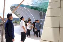 Soroti Desain Atap Islamic Center, Bupati Irwan Instruksikan Perbaikan