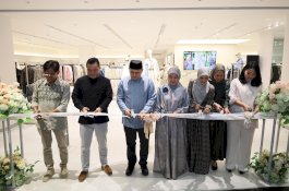 Wali Kota Makassar Resmikan Gerai Geulis Kasep, Dorong Investasi dan Pengembangan Merek Lokal