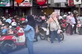 Dishub Makassar Tertibkan Parkir Liar di Kawasan Perbelanjaan, Pelanggar Terancam Sanksi Berat