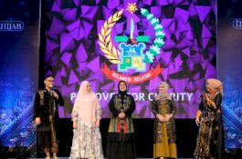 Gerakan Sosial: Bupati Gowa Lelang Busana untuk Kebaikan di Preloved for Charity