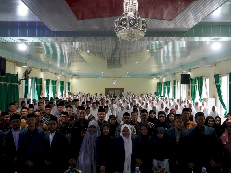 Sebanyak 263 calon jemaah haji asal Kabupaten Sidenreng Rappang (Sidrap) mengikuti Bimbingan Manasik Haji tingkat kabupaten yang digelar di Aula Kantor Kementerian Agama Sidrap, Kamis (10/4/2025). @Jejakfakta/dok. Humas Pemkab Sidrap