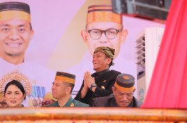 Bupati Irwan Hadiri Ritual Adat Mattompang Arajang di Bone: Warisan Budaya yang Penuh Makna