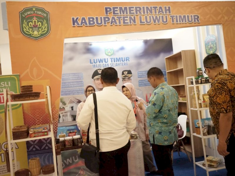  Produk unggulan UMKM asal Kabupaten Luwu Timur ludes terjual di hari terakhir Expo dan Pameran yang digelar di Hotel Four Points by Sheraton Makassar, Jumat (11/04/2025). @Jejakfakta/dok. Humas Pemkab Lutim