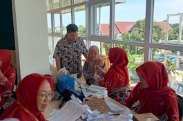 Jemaah Calon Haji Bulukumba Mulai Divaksin Meningitis, Kadiskes: Wajib!
