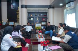 Terima Perwakilan Kemensos RI, Bupati Luwu Bahas Penanganan Korban Bencana