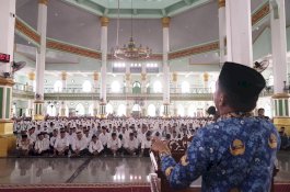 Bupati Syaharuddin Alrif Lepas 263 Calon Jemaah Haji Sidrap