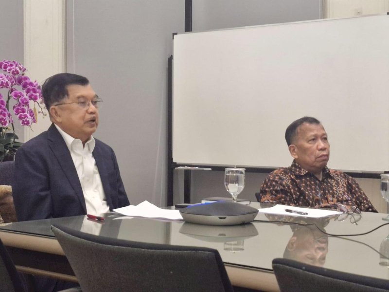 Wakil Presiden ke-10 dan ke-12 RI, Jusuf Kalla (JK), aat menyampaikan kuliah umum di hadapan para perwira siswa National War College, National Defence University, Washington DC, Amerika Serikat, Kamis (17/4) malam waktu Jakarta. @Jejakfakta/dok. Istimewa