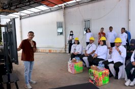 Aliyah Mustika Ilham Dampingi Menekraf Tinjau Makassar Creative Hub