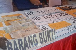 Waspada! Polda Sulsel Ungkap Kasus Pemalsuan STNK, 7 Orang Diamankan